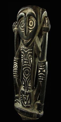 new guinea sculpture from Milne bay papua new guinea